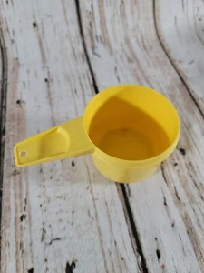 Vintage Tupperware #762-5 gelber Ersatz Messbecher - 3/4 Tassen - Bild 1 von 5