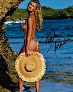 Foto autografiada de 8x10 modelo SI Paulina Porizkova (Reproducción) 1 - Imagen 1 de 1