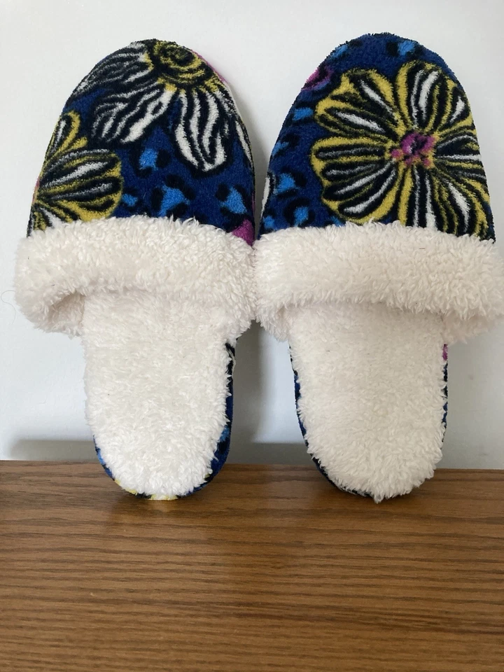 Zapatillas Vera Bradley Suela Acolchada Talla 7-8 Medianas Nuevas Foto 1 de 4