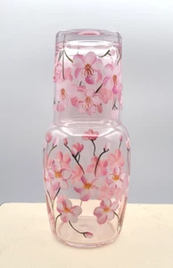 Handbemalte Kirschblüte Rosa Glas Tumble Up Nachttisch Dekanter Rosa Blumen - Bild 1 von 6