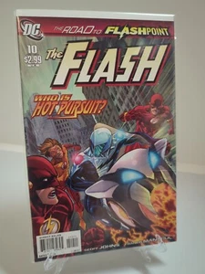 The Flash #10 (2011), DC Comics, Wally West, Barry Allen, FlashPoint, - Picture 1 of 12