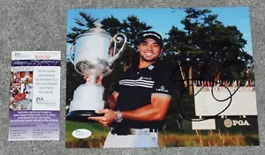 JASON DAY Signed PGA GOLF Star 8x10 Photo JSA COA R68250 - Picture 1 of 1