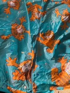 Vintage Garfield Bed Tent Nylon Indoor/Outdoor-No Poles - Picture 1 of 4