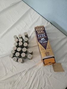 De colección 20 Tubos Bronce-Sello Stop Fugas Nuevo de Lote Antiguo y Soporte de Letrero de Metal - Imagen 1 de 11