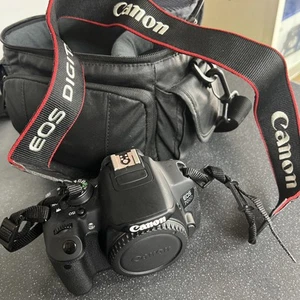 Canon EOS 700D DSLR + 18-55mm Objektiv, Tasche, extra Zubehör - Top Zustand - Bild 1 von 22