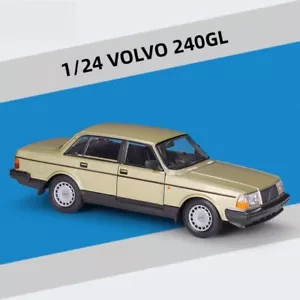 Modellino auto in metallo scala 1:24 VOLVO 240GL giocattoli ornamento ragazzi e regali IDEA REGALO - Foto 1 di 11
