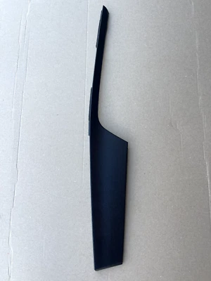 17-19 KIA CADENZA 3,3 L LADO DERECHO TABLERO MOLDURA CON VENTILACIONES DE AIRE USADO OEM  Foto 1 de 4