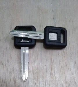 KEYS BLANK SET ISUZU TF TFR TROOPER VEHICROSS AMIGO HOLDEN RODEO - Picture 1 of 2