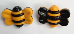 Bee buttons 25mm shank novelty button - children / Baby - 2 colours - Craft - Picture 1 of 6