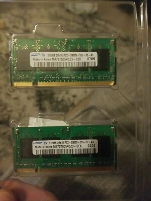 Samsung 2 x 512MB 2Rx16 PC2-5300S-555-12 - Image 1 of 2