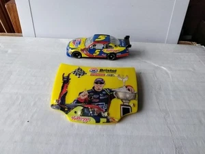 Kyle Busch 1/64 2007 #5 Carquest/Kellogg's 3/25/07 Bristol Win w/ collector hood - Picture 1 of 9