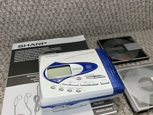 Sharp MD-SR50 Mini Disc Player/Recorder Walkman. SHARP - Picture 1 of 17