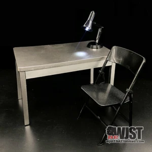 1/6 Maßstab Modell Möbelbeschläge Tisch + Schreibtischlampe für Actionfiguren - Bild 1 von 11