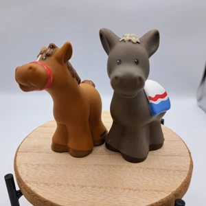 Fisher Price Little People Manger Replacement Horse Set Of 2 Only - Picture 1 of 8