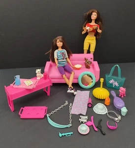 ¡Lote de muñecas Barbie de la década de 2000, bebé, sofá, mascotas, monedero y más! Bonito ver fotos - Imagen 1 de 24
