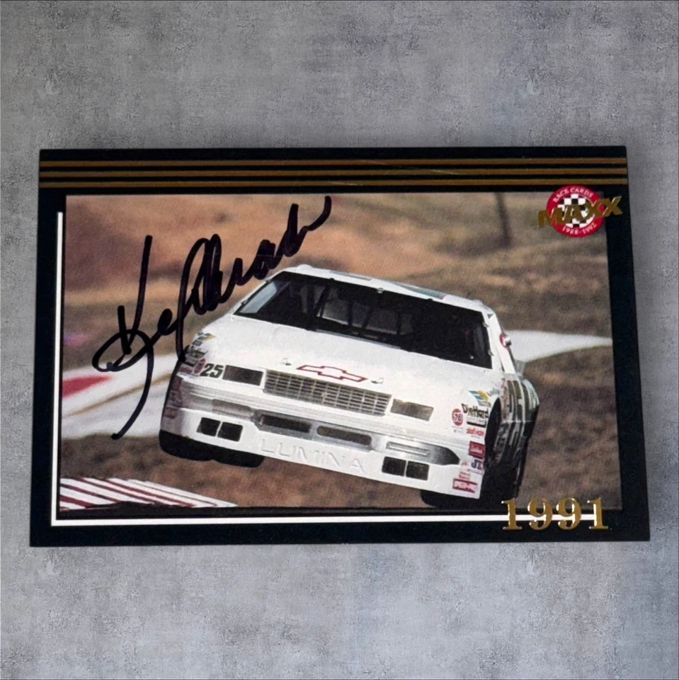 Ken Schrader SEARS POINT 1992 MAXX BLACK #194 VINTAGE autographed NASCAR card - Image 1 of 1