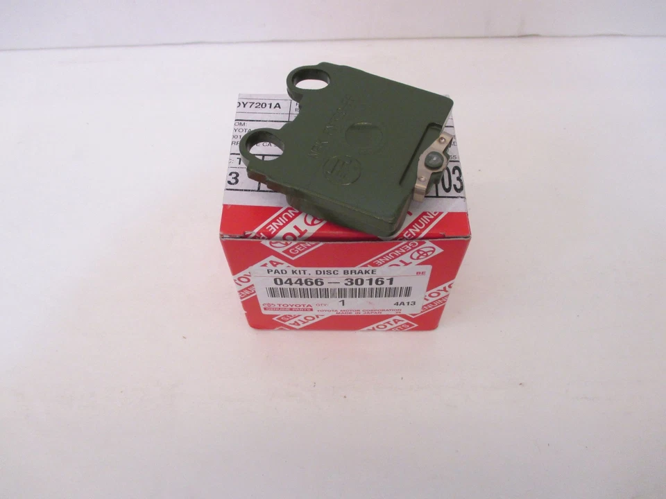 JUEGO DE PASTILLAS DE FRENO TRASERAS DE FÁBRICA LEXUS 2001 IS300 Foto 1 de 1