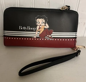 Betty Boop Red Black Wristlet Faux Leather Wallet Cross Body - Picture 1 of 6