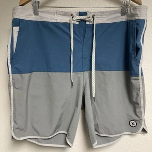 Costume da bagno uomo Vuori Cruise Board pantaloncino blu e grigio V314 taglia 36 7" cuciture interne - Foto 1 di 15