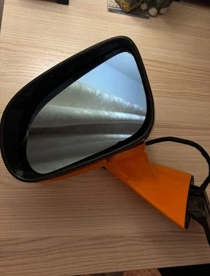 Espejo retrovisor lateral del conductor McLaren 720S de fibra de carbono, naranja Foto 1 de 4