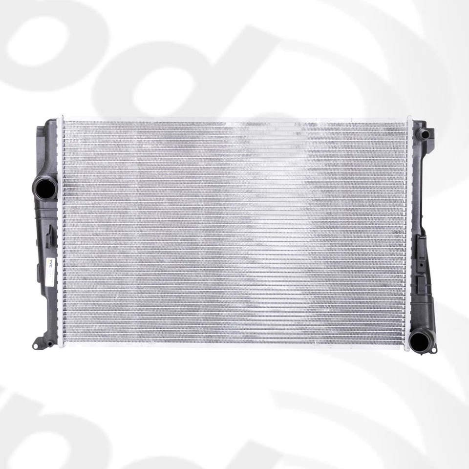 Radiador Global Parts Distributors 13534C para BMW X3 X4 14-18 Foto 1 de 4