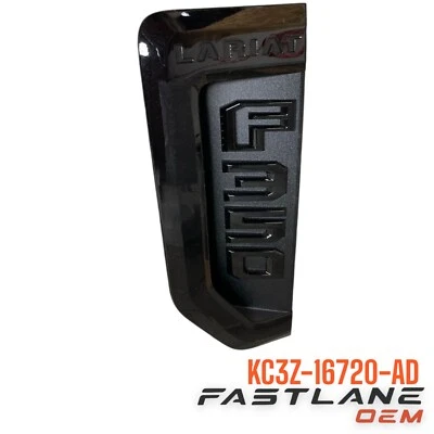 Ford F-350 Super Duty 2019-2022 guardabarros placa emblema nuevo fabricante de equipos originales KC3Z-16720-AD Foto 1 de 4
