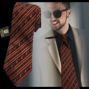 AQUASCUTUM SUPERIOR ENGLISH SILK NECKTIE, NWT - Picture 1 of 8