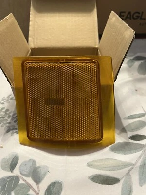 For Chevrolet C1500 C2500 K1500 K2500 Suburban Corner Side Marker Light Driver - Image 1 of 4