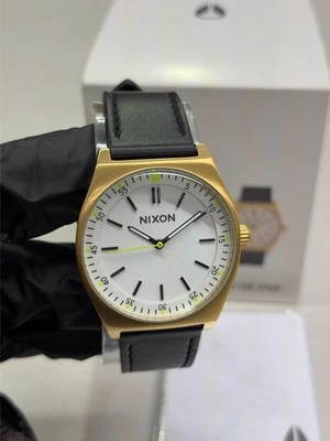 Reloj Nixon Crew de cuero en dorado/crema/negro - A1188 2769 Foto 1 de 4