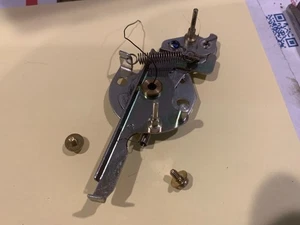 Technics SL-1900 Stereo Turntable - Parting Out - Tonearm Mechanism - Picture 1 of 8