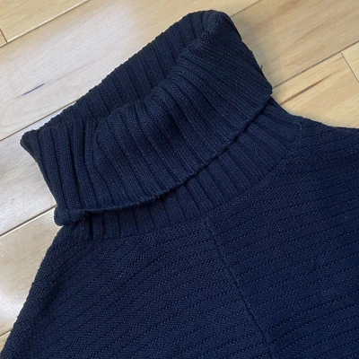Neiman Marcus Black Turtleneck Poncho Cable Knit Sweater Womens Sz L/XL Fringed - Image 1 of 4