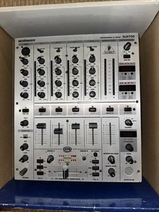 DJX700  Professional 5 Channel DJ  Mixer With Digital Effects And BPM Counter - Picture 1 of 15