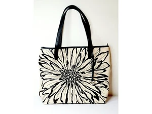 Brighton Marlee Wild Garden Embroidered Daisy Tote - Picture 1 of 9