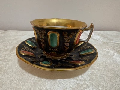 Taza y platillo cabujón con joyas de porcelana Jacob Petit Paris circa 1740 #2 Foto 1 de 4