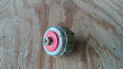 Honda CB450 1981 CM450 GL1100 VF750 CB650 CX650 SENSOR INTERRUPTOR DE PRESIÓN DE ACEITE  Foto 1 de 4