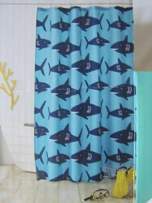 Cortina de ducha de tela social Pillowfort Shark baño para niños océano mar nuevo sin etiquetas #101 Foto 1 de 4