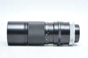 Canon FD 100-200mm f/5.6 Zoom Lens - Picture 1 of 3