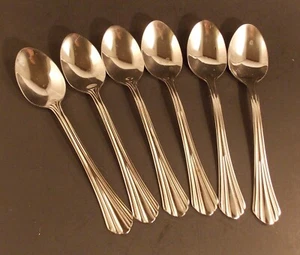 Oneida Saratoga stainless steel flatware  lot of 6 oval soup spoons - Picture 1 of 3