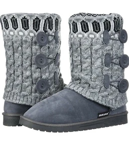 Muk Luks Cozy Up Yourself Damen-Strickstiefel - Bild 1 von 7