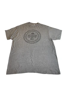 Levis's Tshirt - Picture 1 of 8