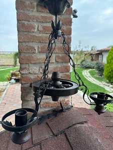 lampadario a forma di ruota di carro - Foto 1 di 1