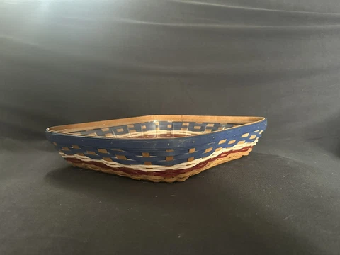 Longaberger American Celebrations Wave Basket Americana USA RETIRED 2005 Cover