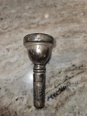 BOQUILLA TROMBÓN BAJO/EUFONIO BENGE 6 1/2 USADA Foto 1 de 4