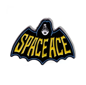 KISS SPACE ACE Frehley Batman enamel Metal Badge Brooch Pin Rock jacket lapel - Picture 1 of 13