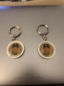 ICHIRO SUZUKI KEYCHAIN SEATTLE MARINERS - Spinning Keychain - Rare - Picture 1 of 2