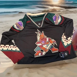 Schwarzes Arizona Coyotes Fanatics Breakaway Trikot Größe Damengröße 3XL - Bild 1 von 23