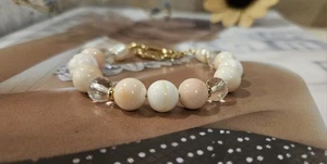 Bahamian Pink Queen conch Tridacna shell crystal bracelet - Picture 1 of 4