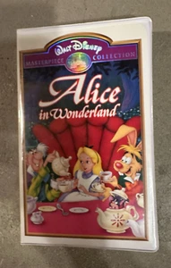 Walt Disney Masterpiece Collection Alice in Wonderland VHS - Picture 1 of 5