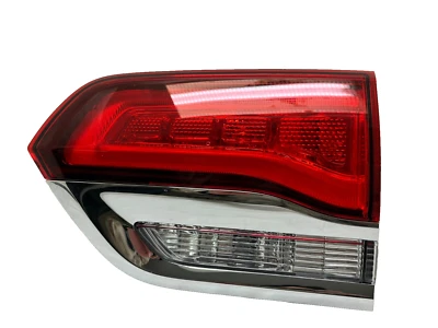 JEEP GRAND CHEROKEE OEM 2020-2022 Rear Right Side Inner Taillight 68471330AB Foto 1 de 2