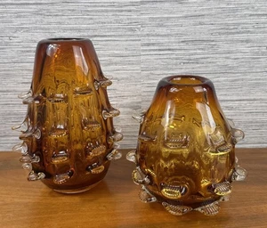 Vintage MCM Set Of 2 Amber Glass Pinched Textured Art Glass Vases 9” & 7” Heavy - Picture 1 of 15